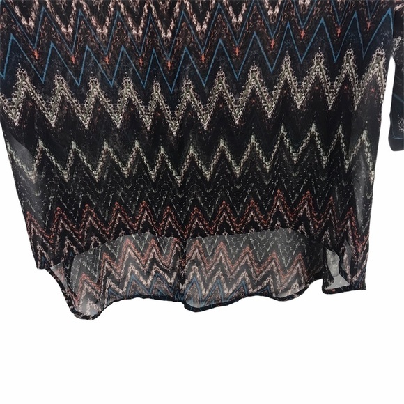Chloe K Black Geo Print Sheer Blouse Top - Picture 4 of 7